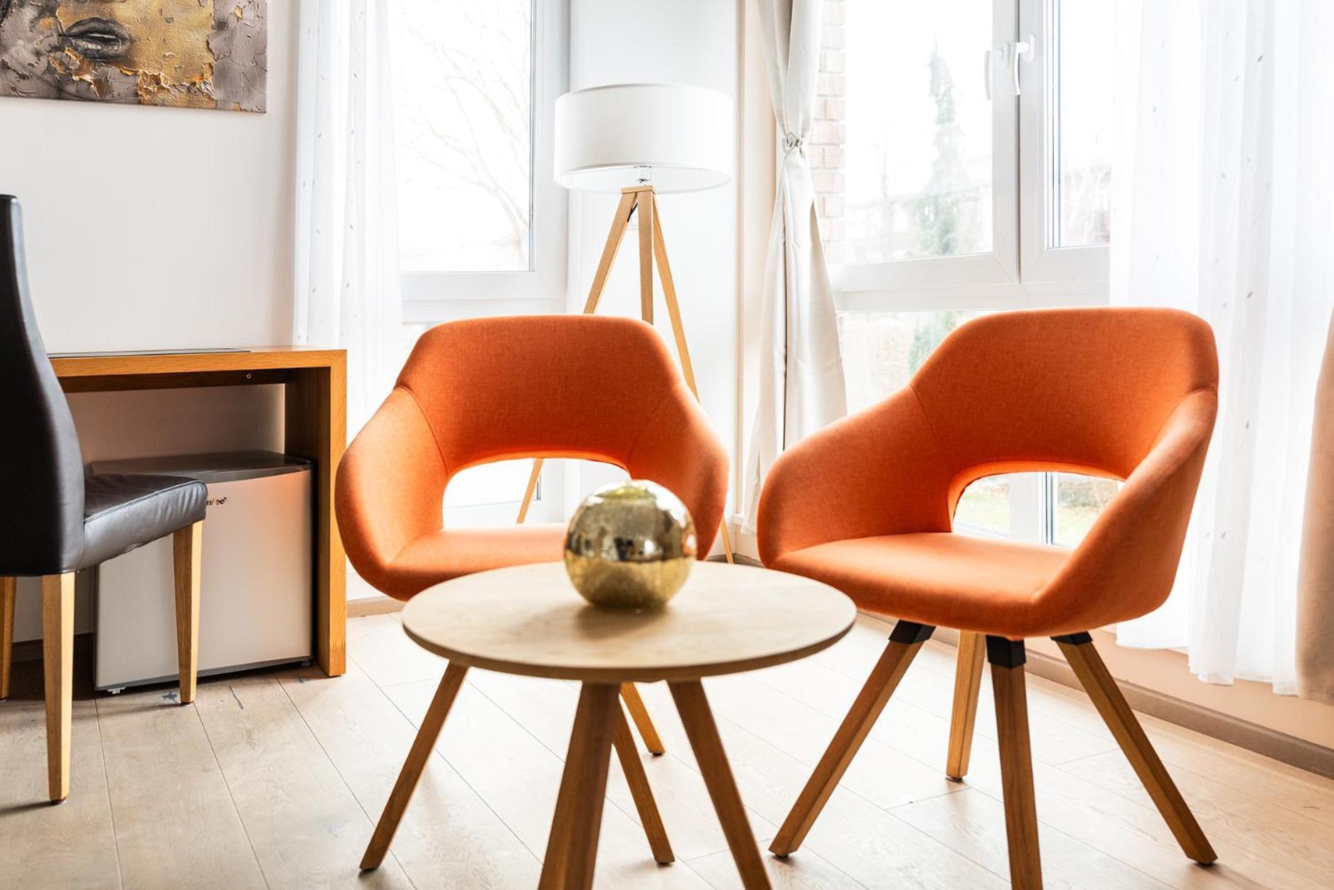 Hotel Vier Jahreszeiten Therme & Kliniken Bad Krozingen Naehe Freiburg & Schwarzwald Ideal Fuer Wellness Kur & Business Ausfluege 24H Check In- Wlan & Parken Gratis Exterior foto
